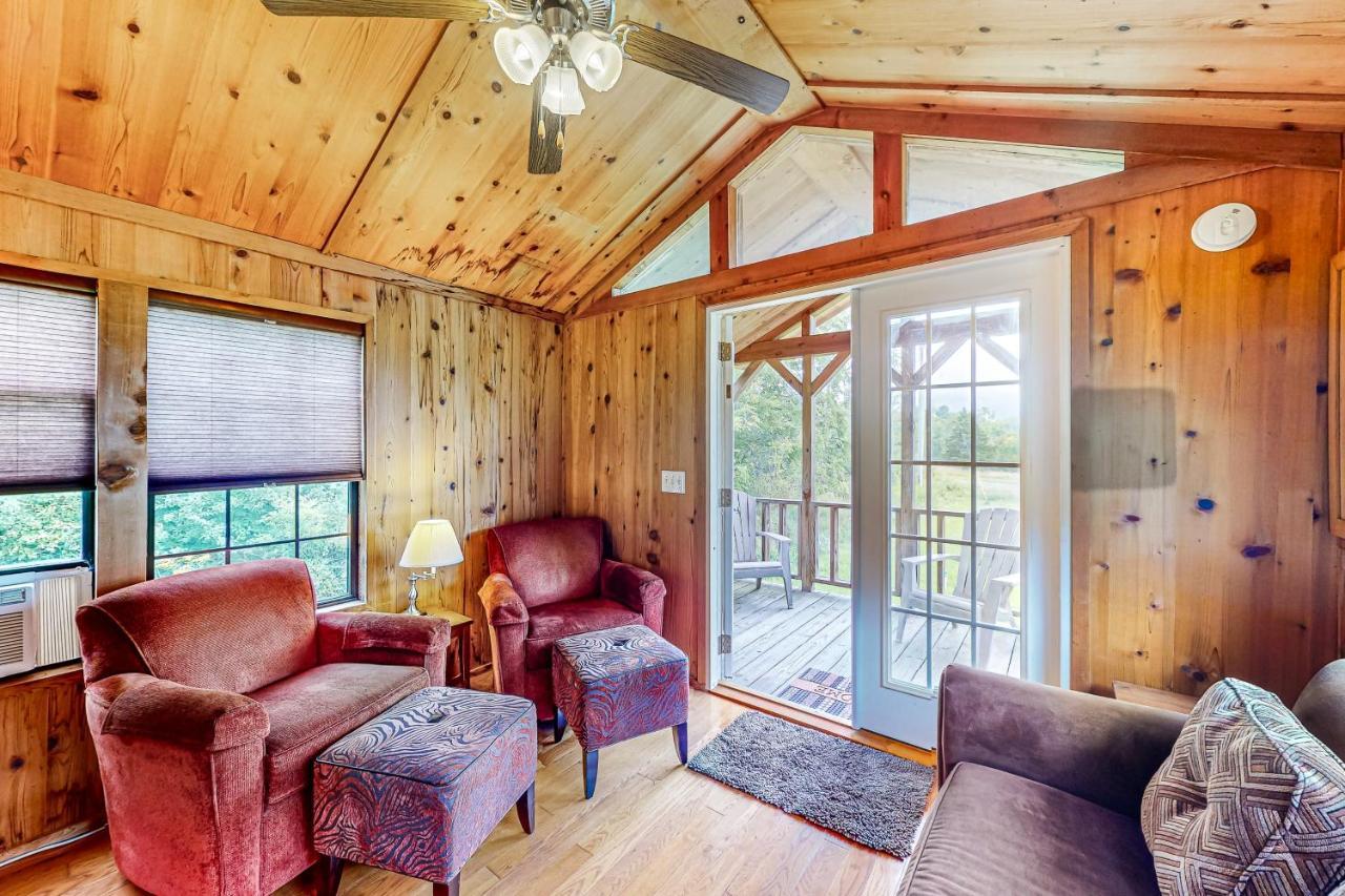 Seneca Lake Serenity Hector Экстерьер фото