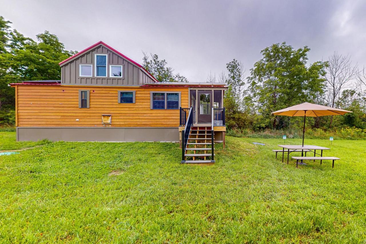 Seneca Lake Serenity Hector Экстерьер фото
